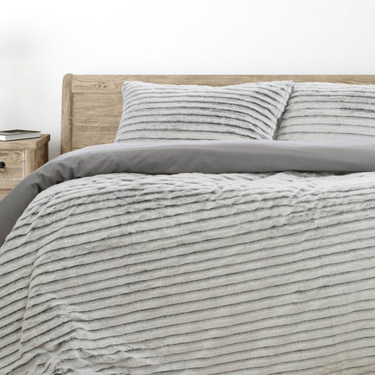 Striped FAUX FUR QUILT COVER SET